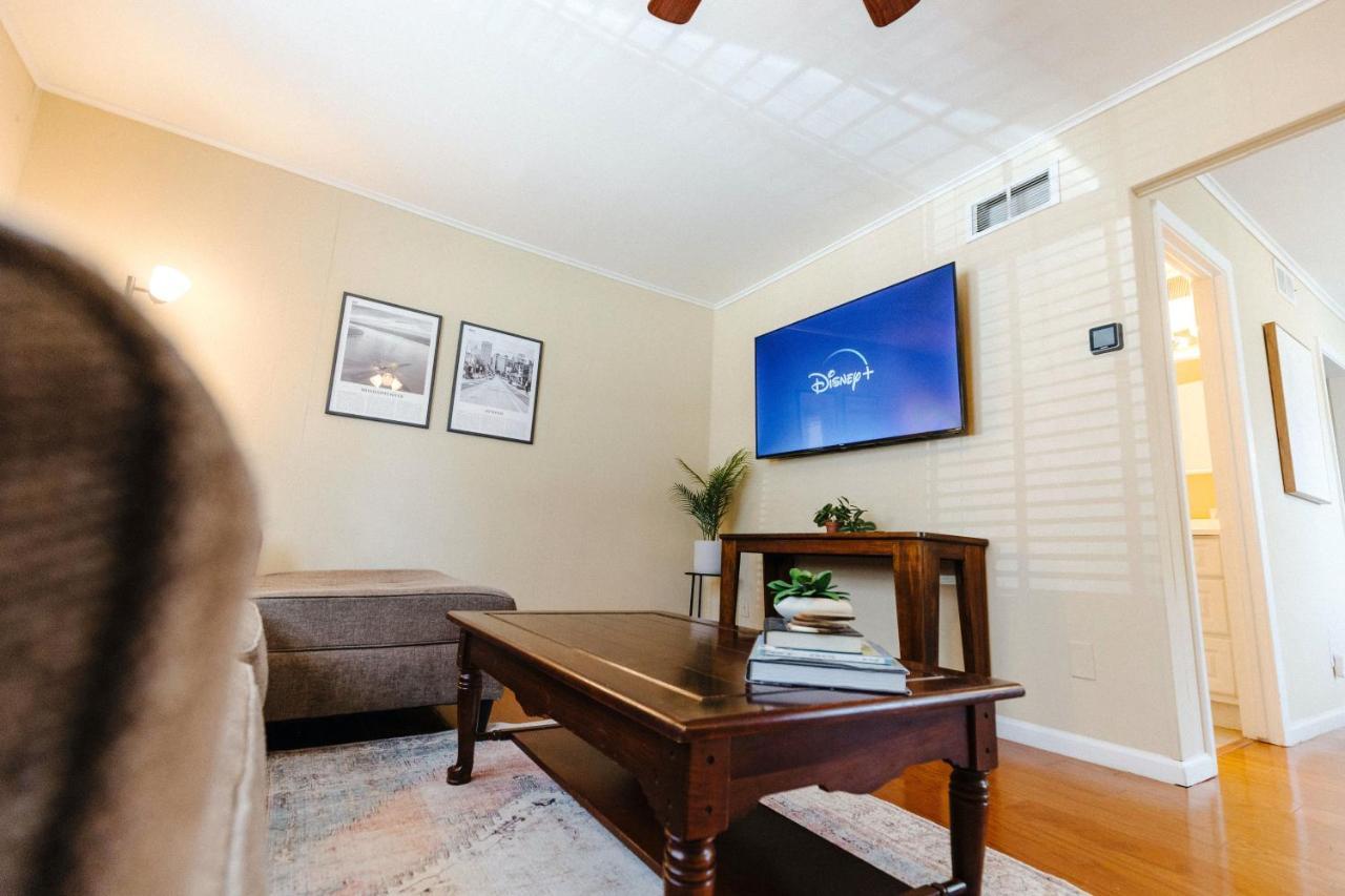 Centrally Located 3Br Overton Square Fast Wifi Free Parking Yes Pets Memphis Exterior photo
