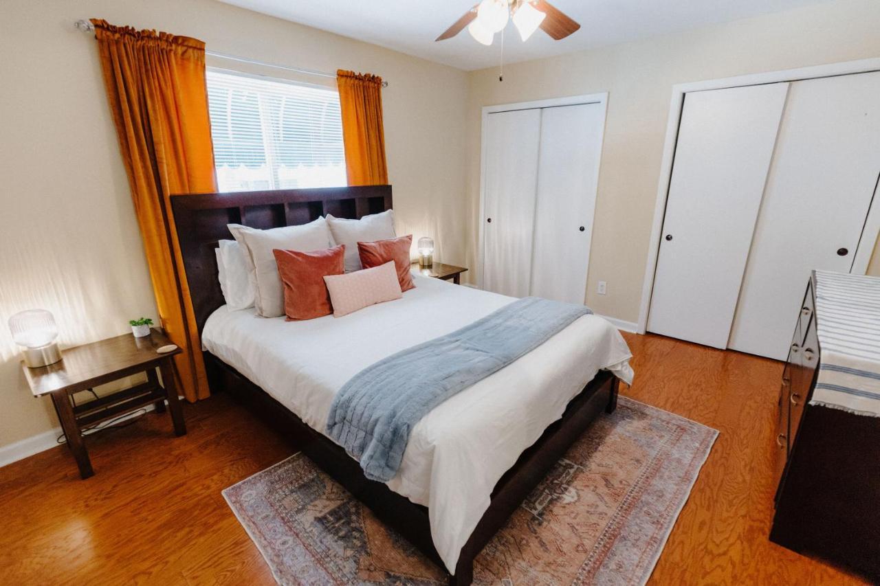 Centrally Located 3Br Overton Square Fast Wifi Free Parking Yes Pets Memphis Exterior photo